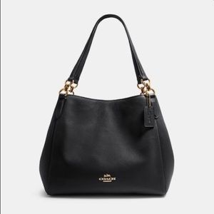 Coach Hallie bag 🖤